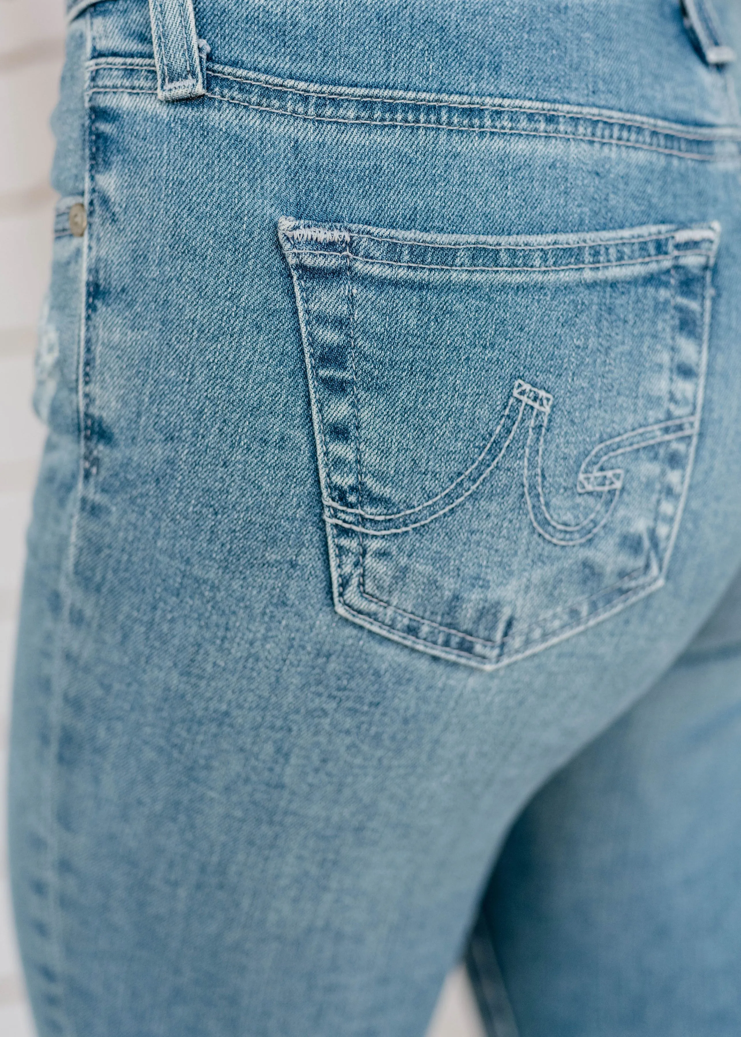 AG Lilah Ankle Skinny