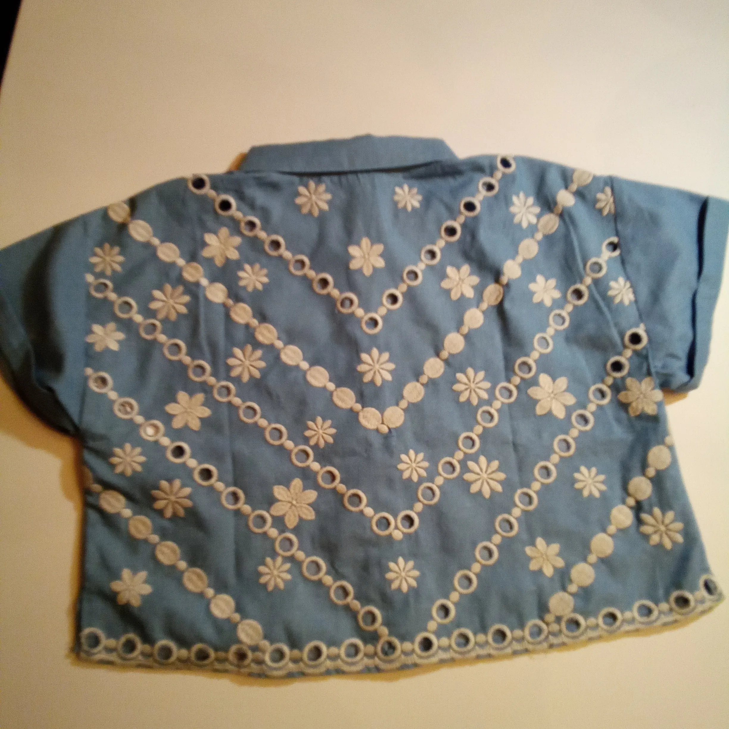 Chambray Daisy Cutout Shirt | Savanna Jane