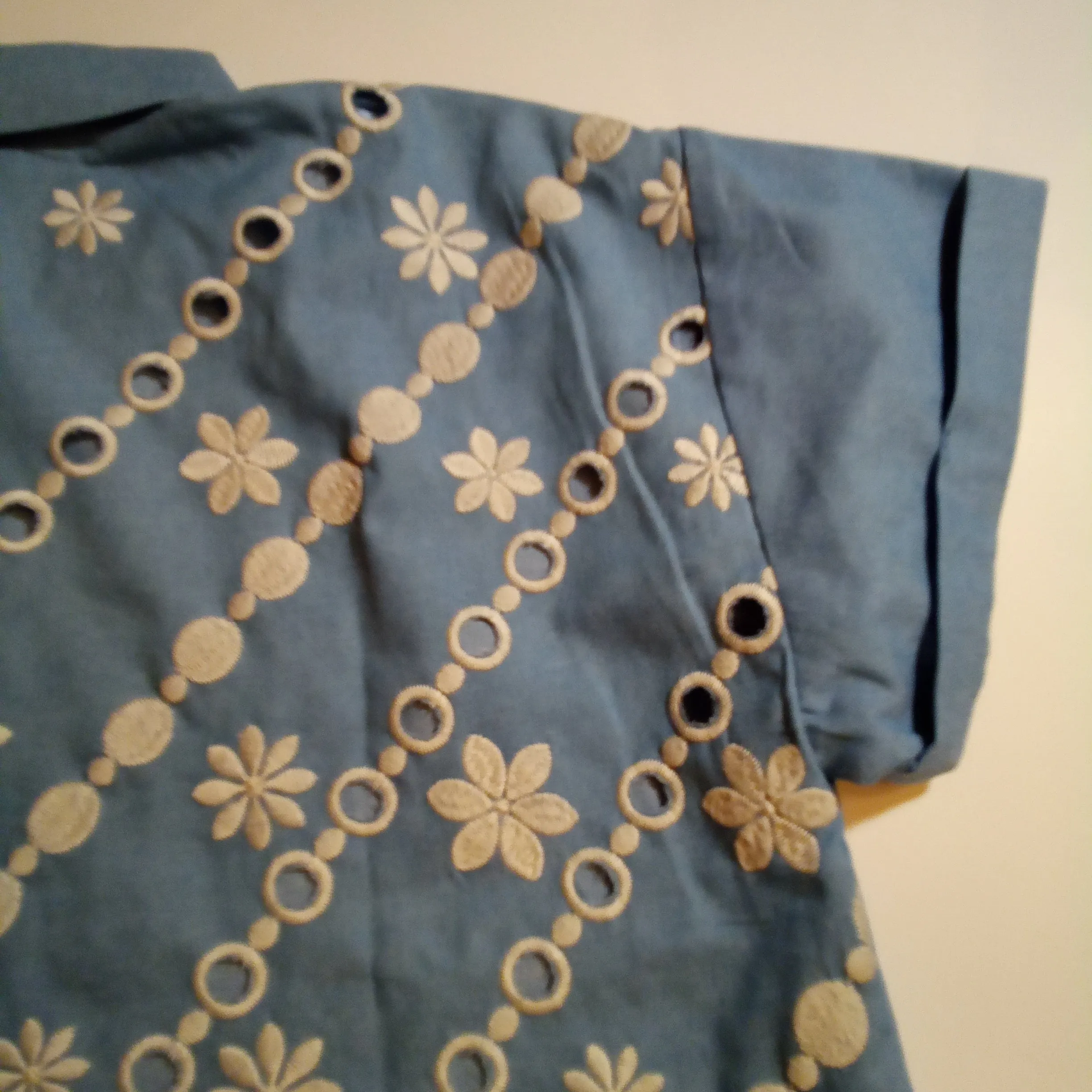 Chambray Daisy Cutout Shirt | Savanna Jane