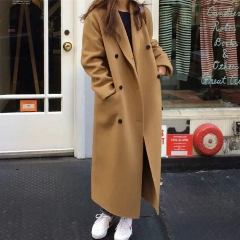 Vintage Long Wool Coat with Double Breasted Closure